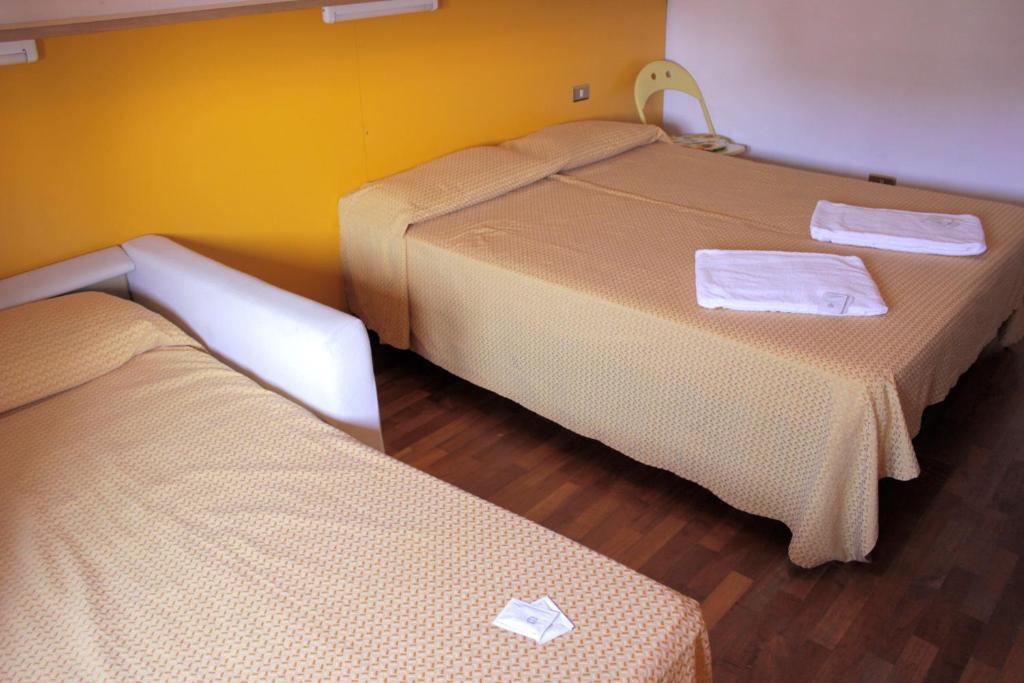 Aparthotel Tourist House Roma Chambre photo