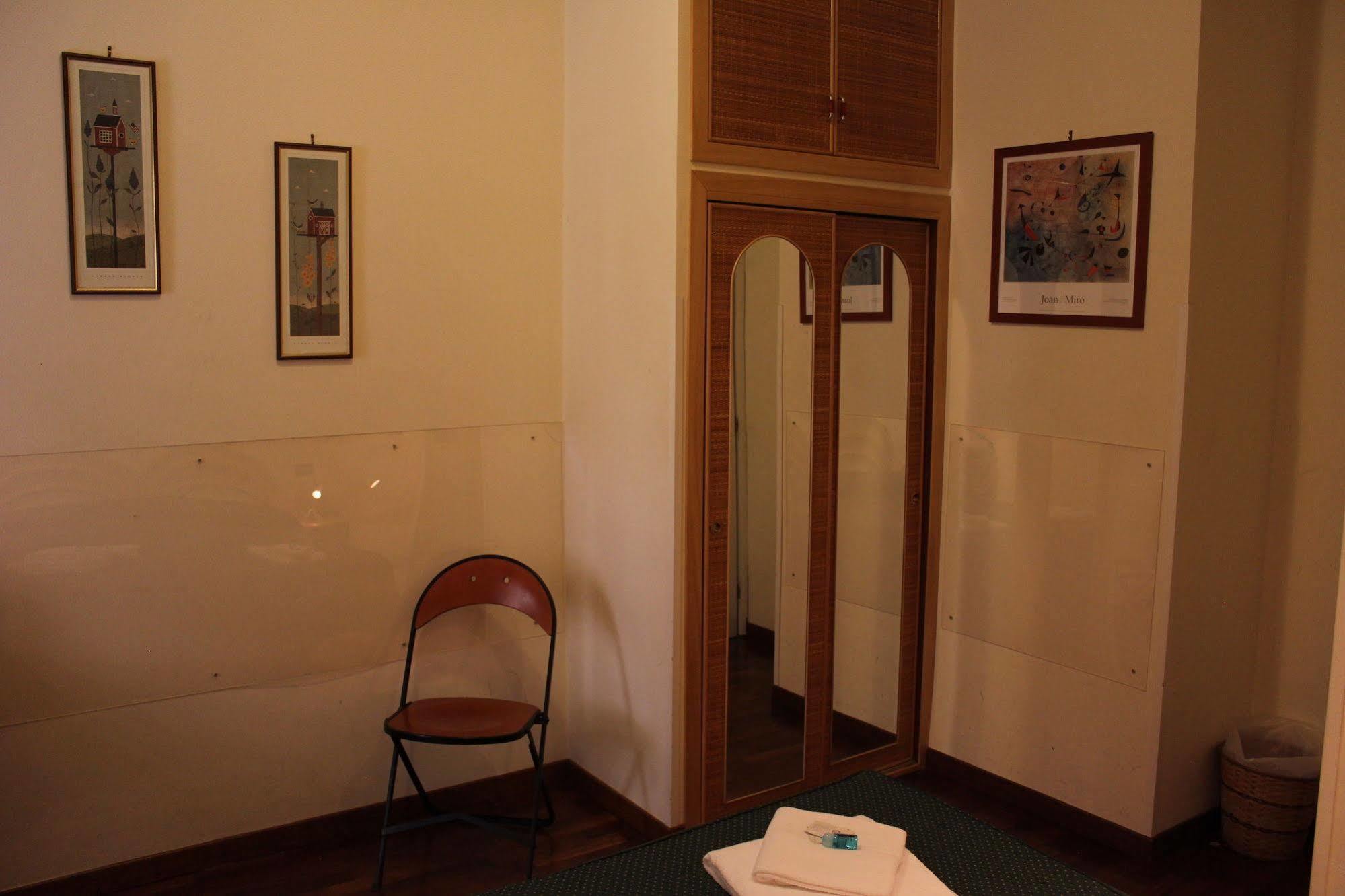 Aparthotel Tourist House Roma Extérieur photo